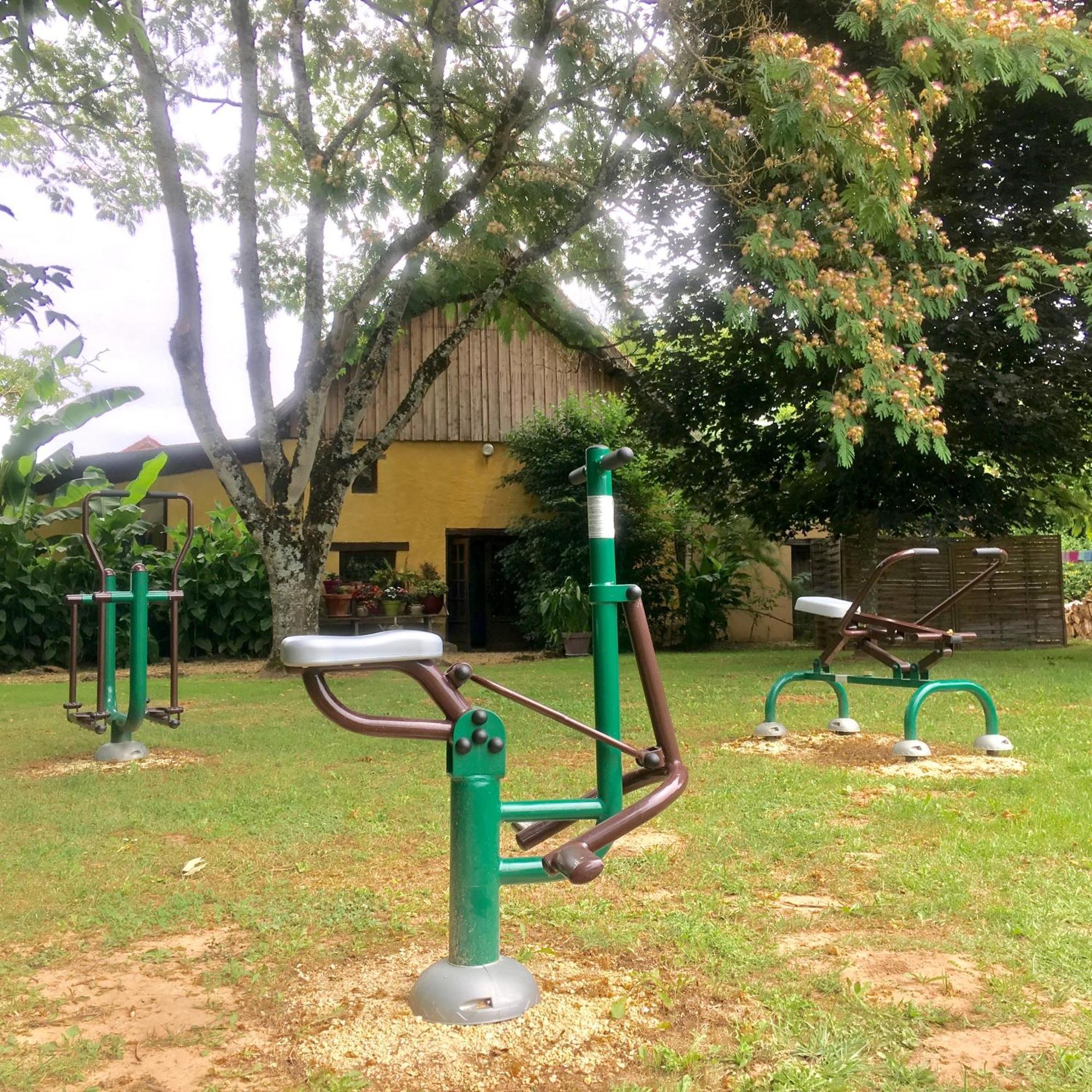 Camping La Ferme De Perdigat Limeuil Zewnętrze zdjęcie