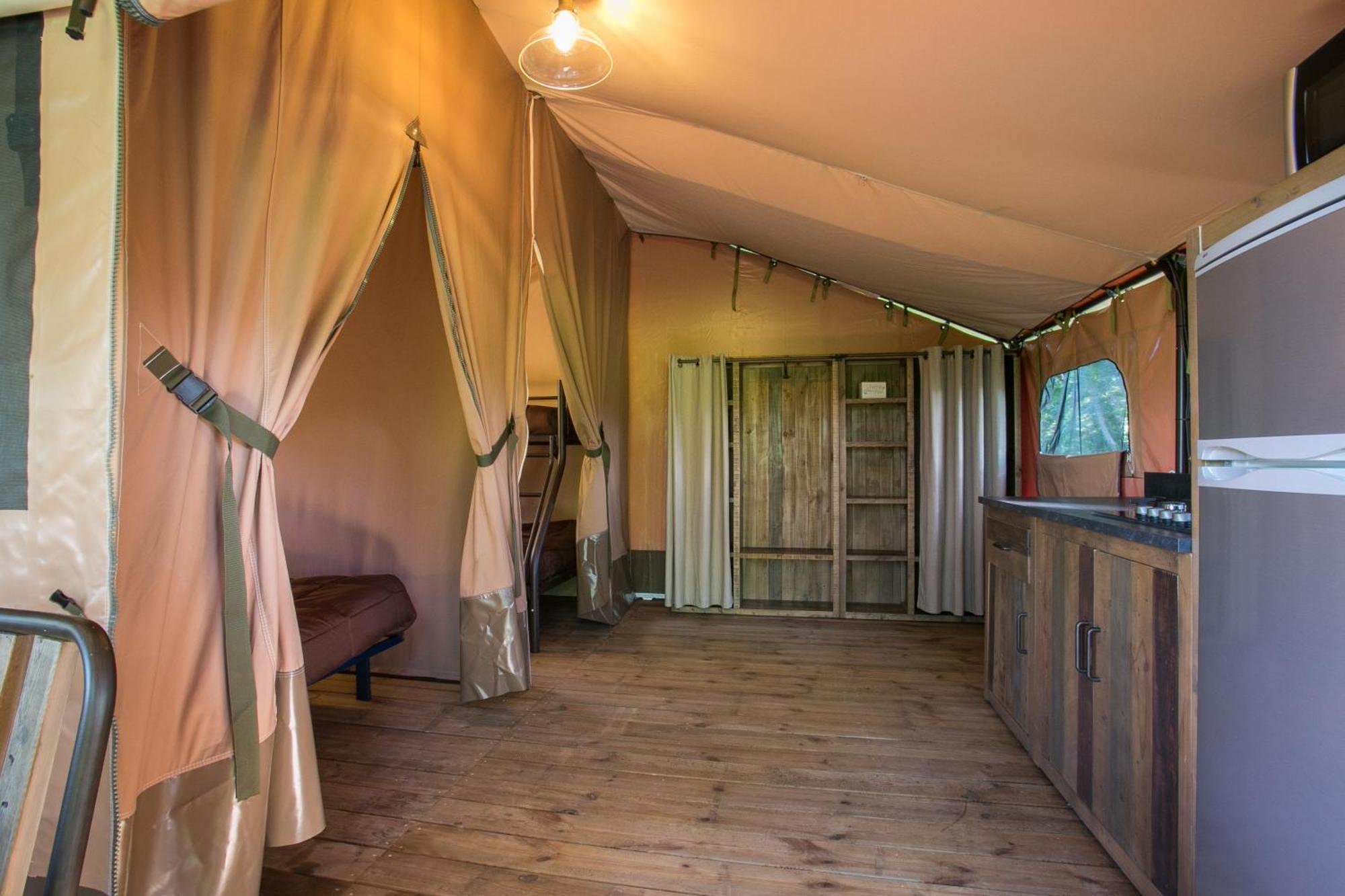 Camping La Ferme De Perdigat Limeuil Zewnętrze zdjęcie